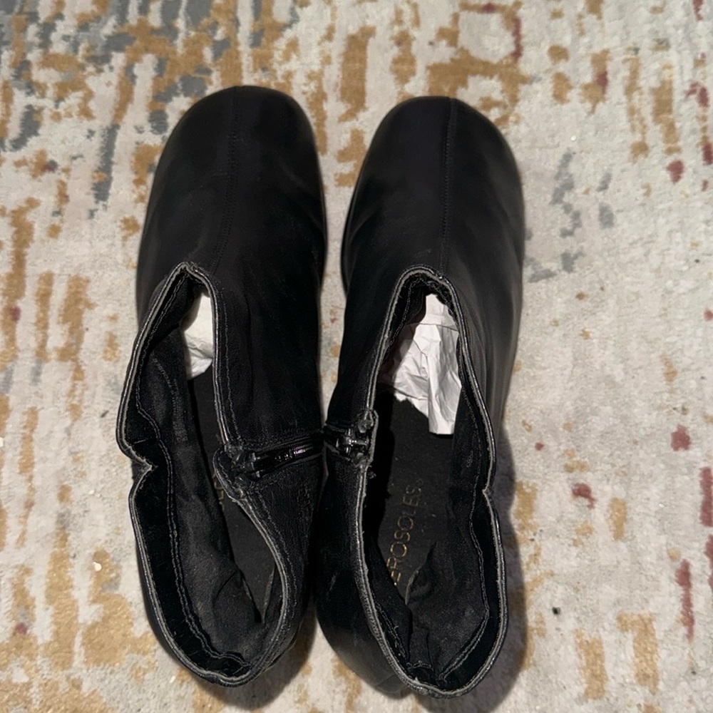 Aerosoles brand Duble Trouble booties
